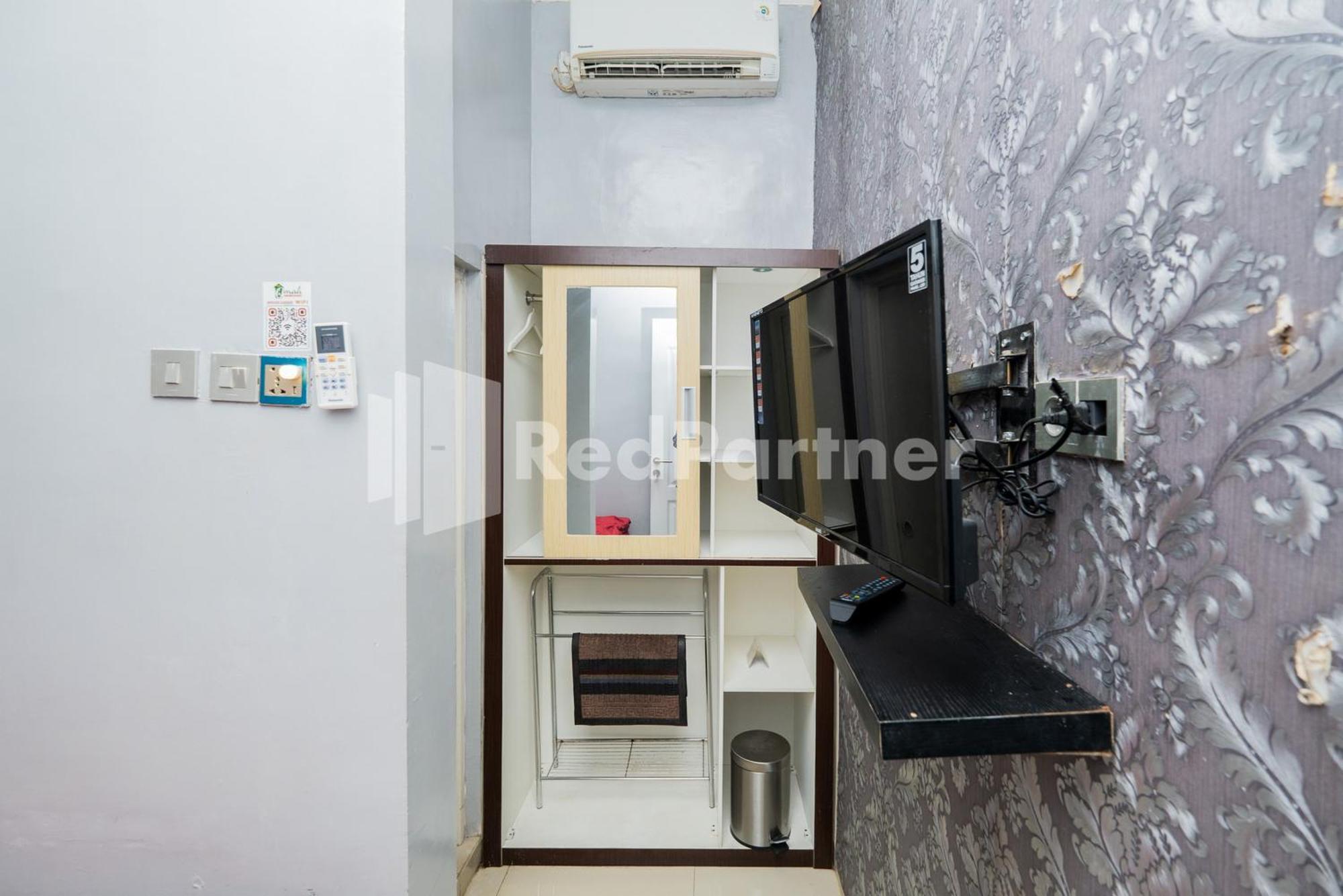 Omah Kalimosodo Mitra Reddoorz Near Stasiun Malang Kota Baru Hotel Kültér fotó